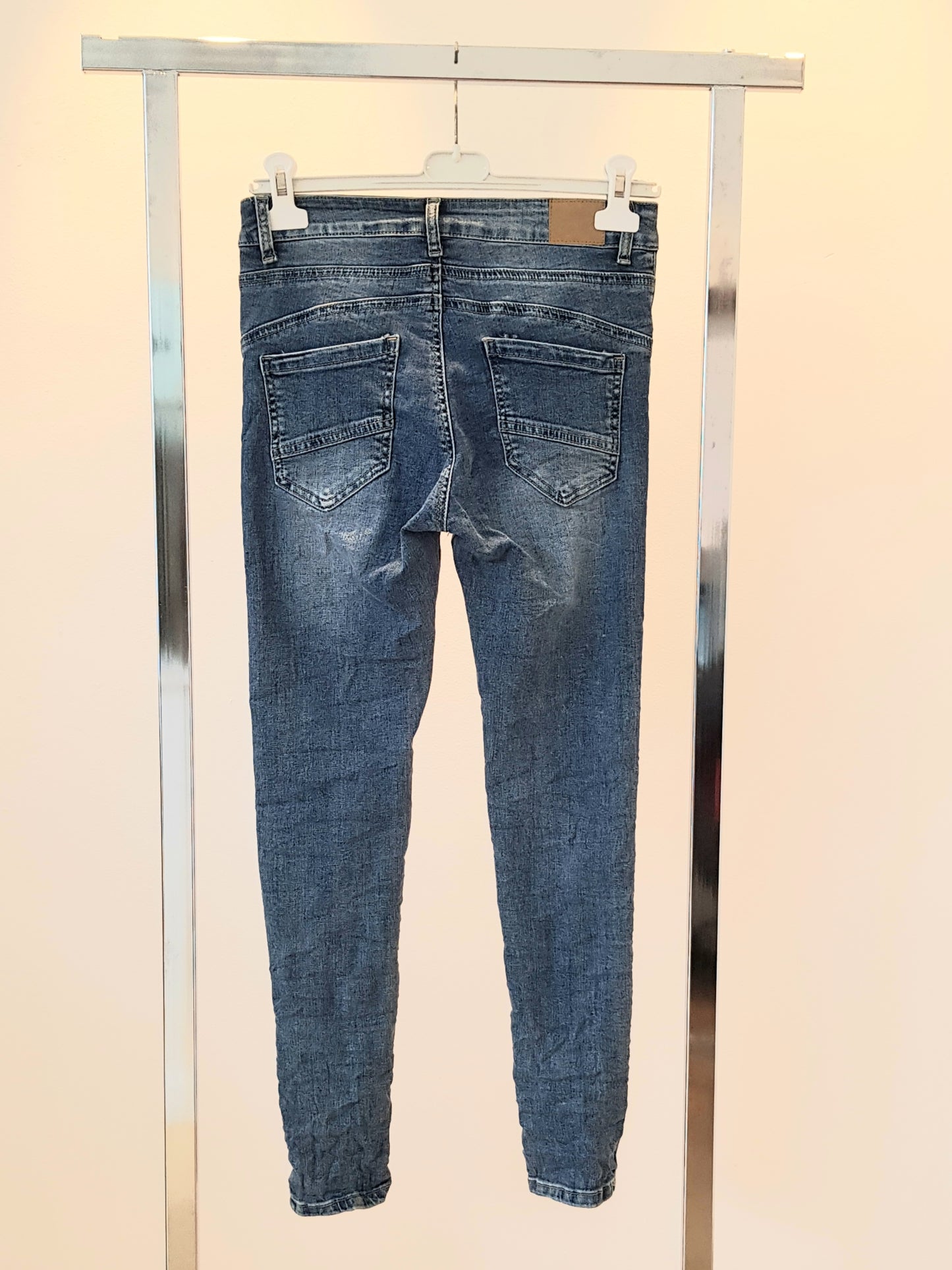 Jeans "Washed" Knöpfe